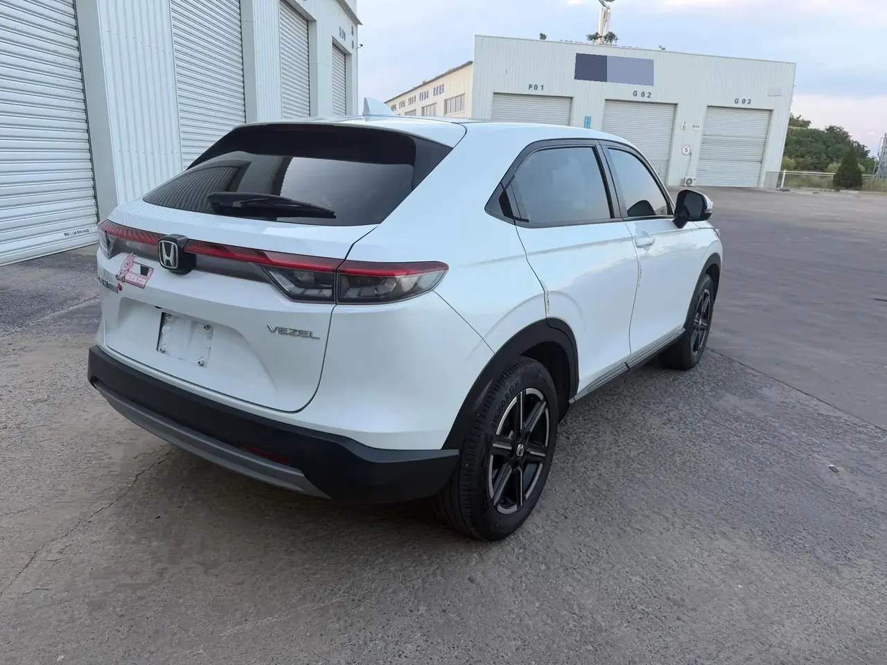 Vezel 2023, 1.5L CVT Mid-Grade Model 3
