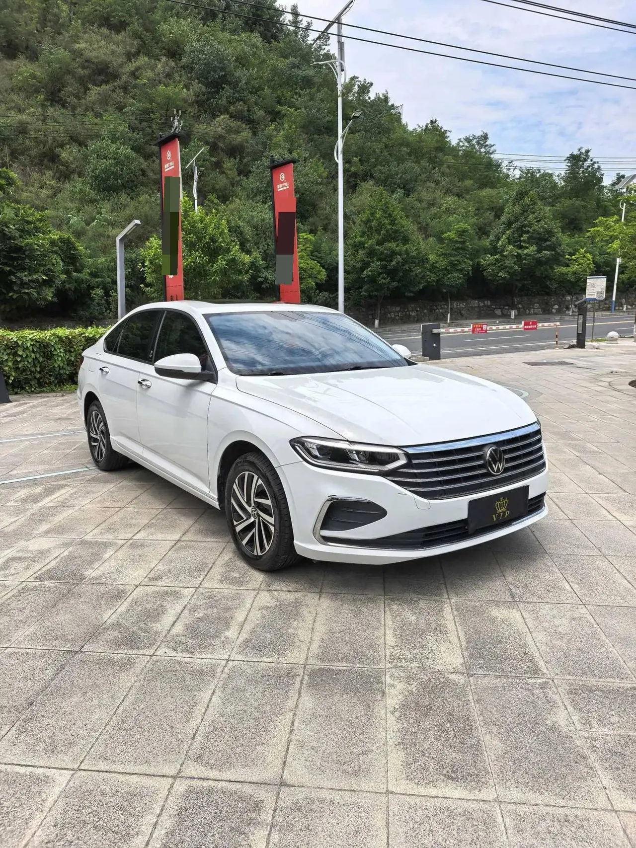 Langyi 2023 1.5L Automatic 5 Million Edition 3