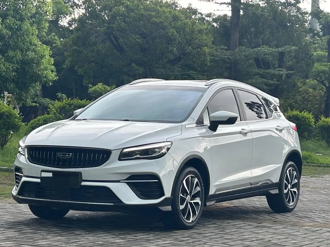 Emgrand S 2022 1.4T CVT Crossover Player Edition - View 1