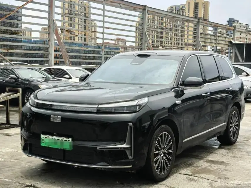 Geely Galaxy 2025 M9 1.5T 230km Two-Drive Discovery Edition Automatic Gear - View 1