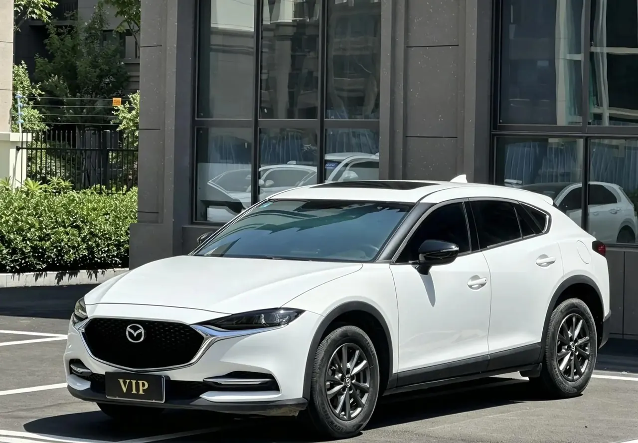 Mazda CX-4 2020 2.0L Automatic Two-Drive Blue Sky Vital Edition - View 1