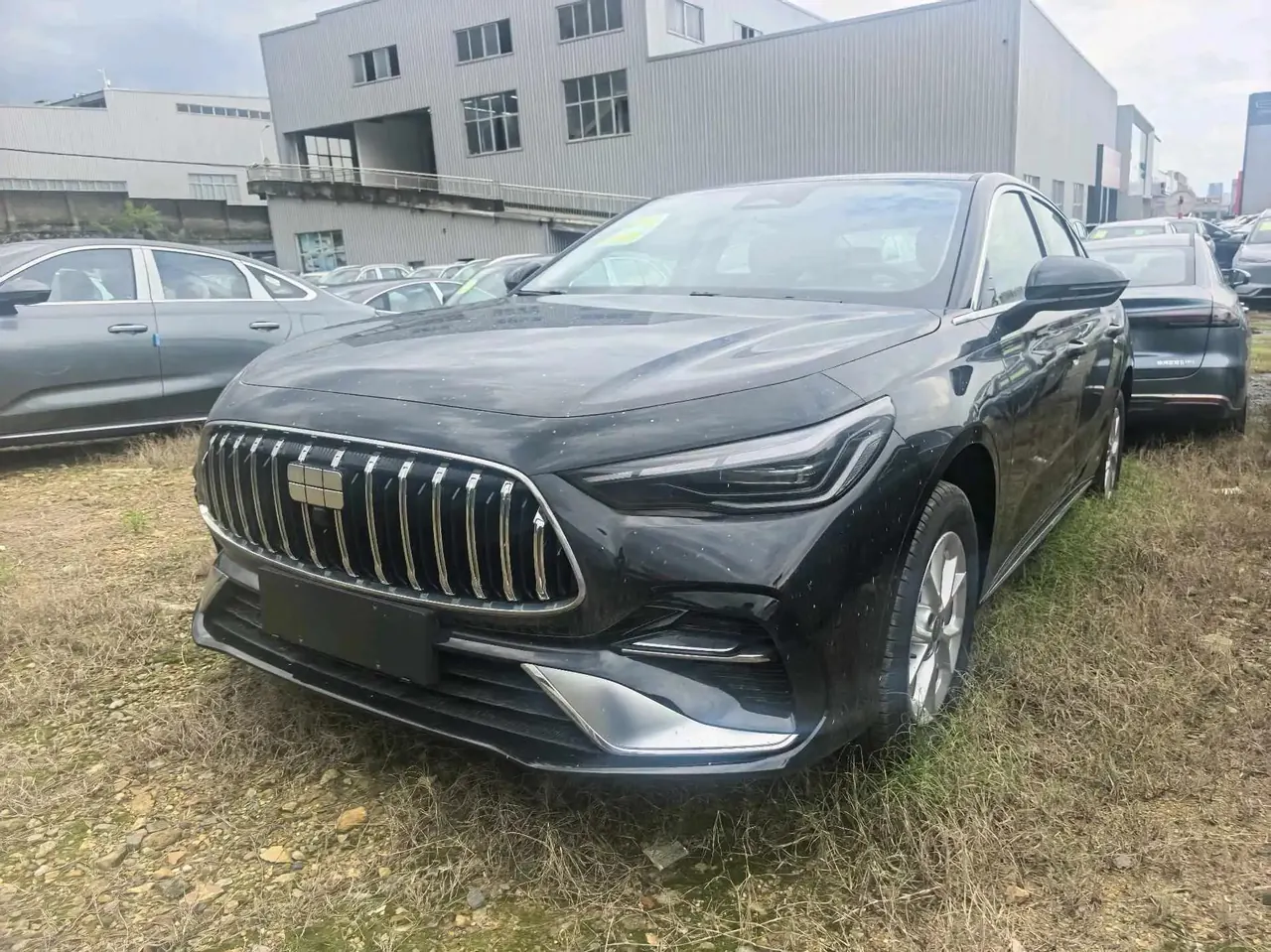 Geely Galaxy 2025 xingyao 6 EM-i 1.5 60km sailing version of automatic gear - View 1