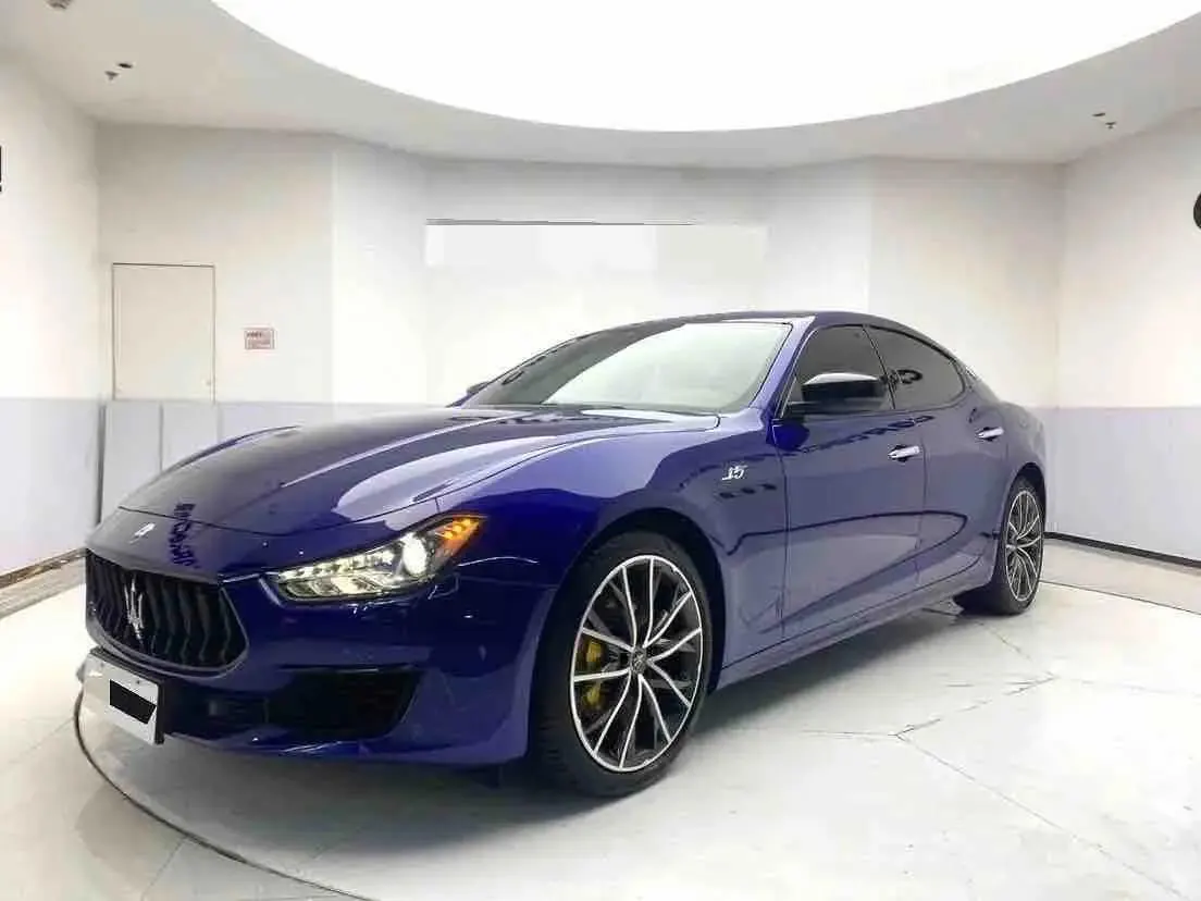 Ghibli 2021 2.0T Sharp Edition - View 1