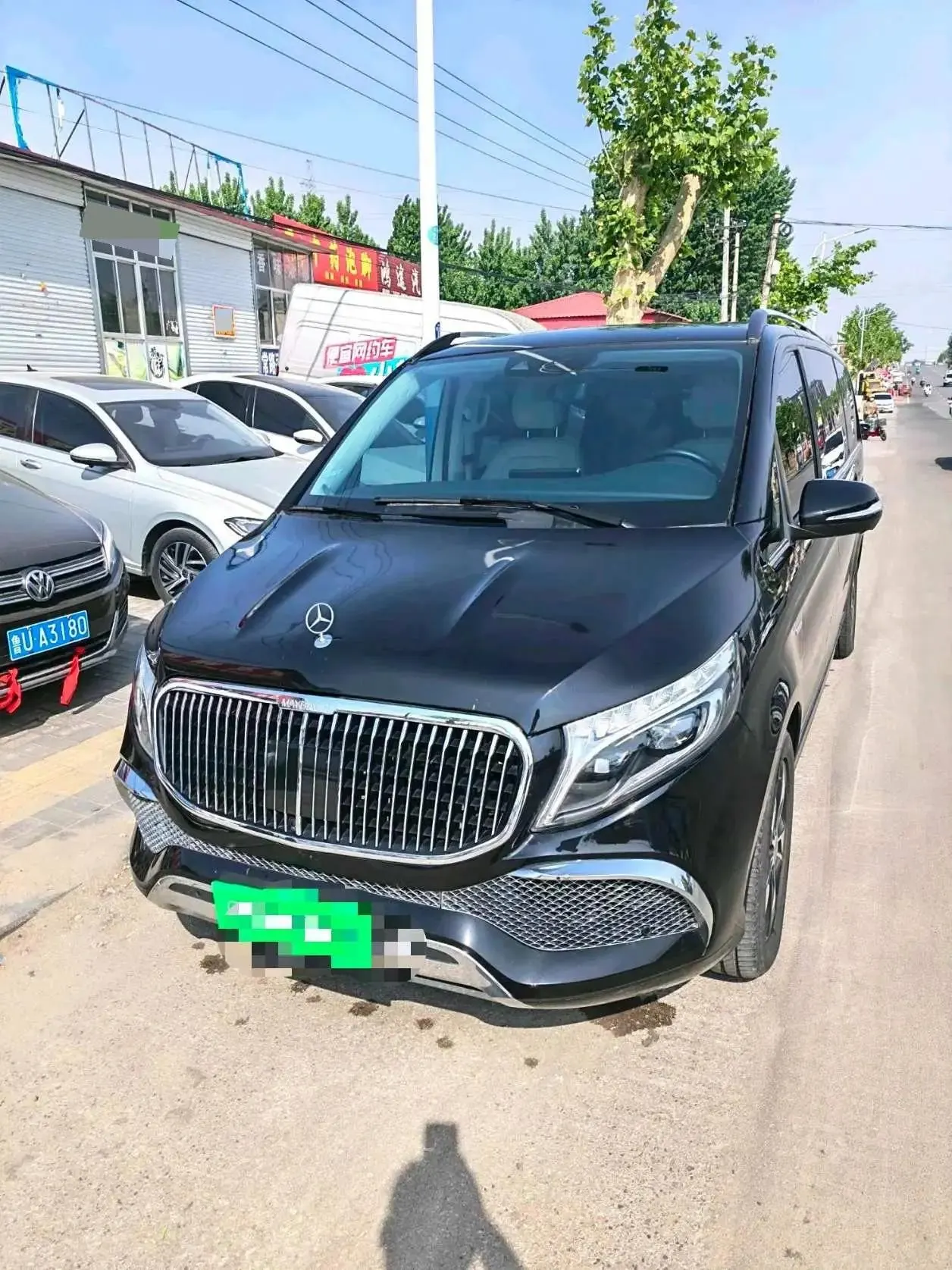 Mercedes Benz V-Class 2020V 260 L Long Wheelbase Deluxe Edition - View 1