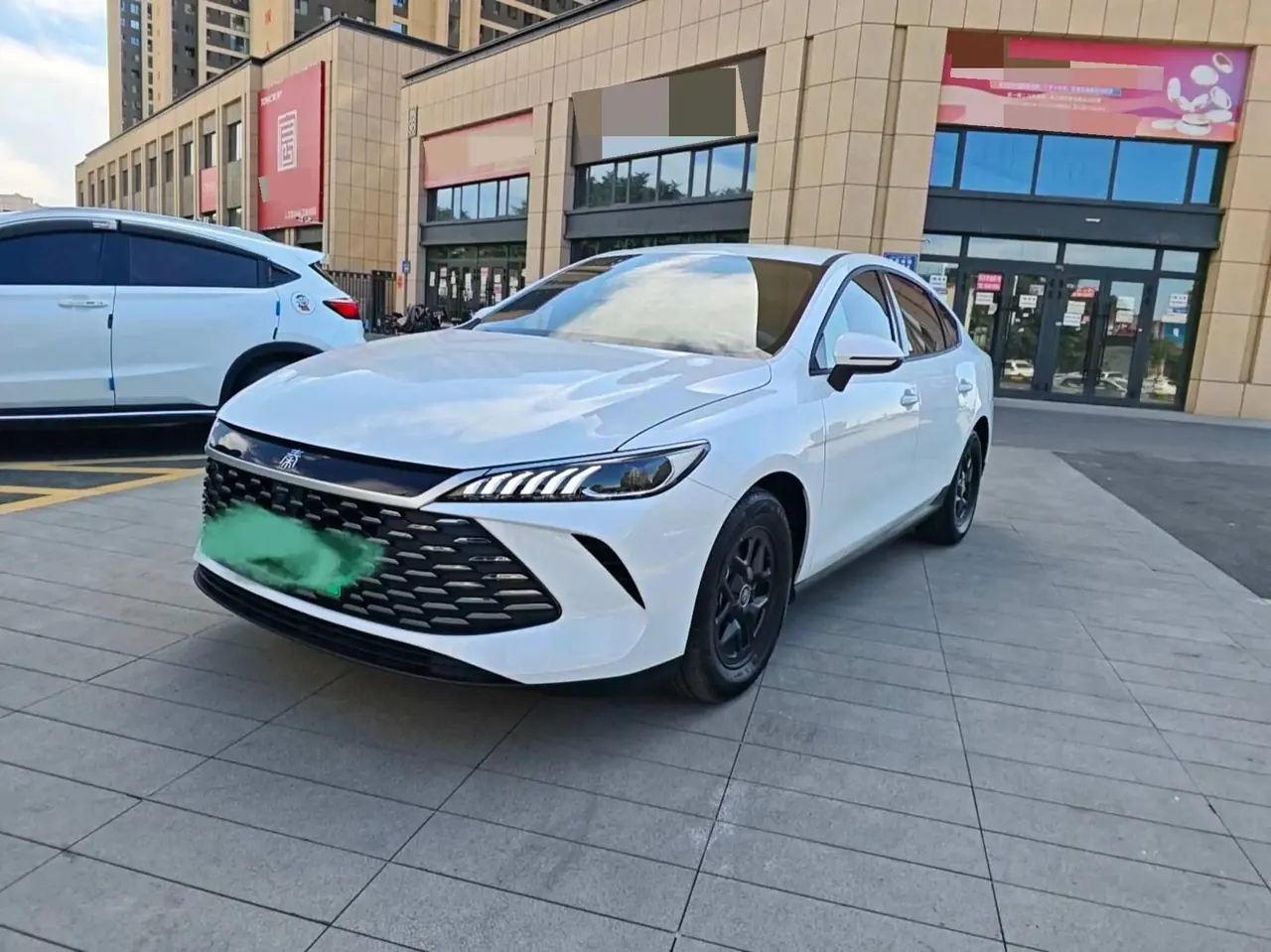 Seal 05 DM-i 2025 Model, DM-i Intelligent Driving Version, 55km Luxury Trim - View 1