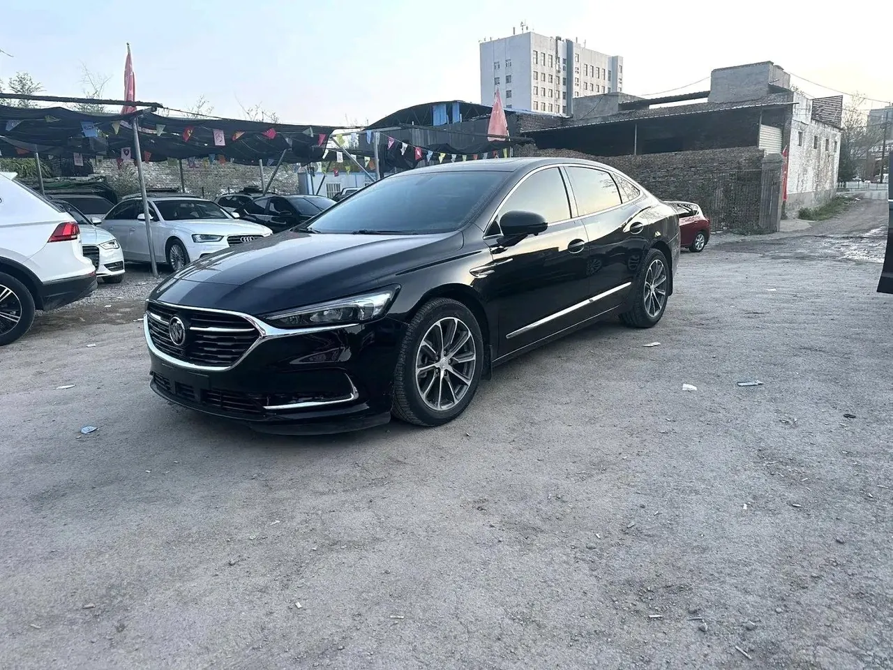 LaCrosse 2020 652T Luxury Edition - View 1