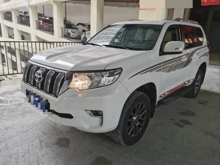 Toyota 2022 Prado 2.8TD diesel automatic gear - View 1