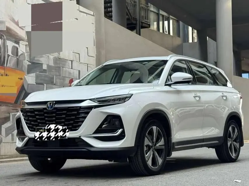 ChangAn 2026 CS75 PRO 1.5T Comfort 5‑Seater Automatic - View 1