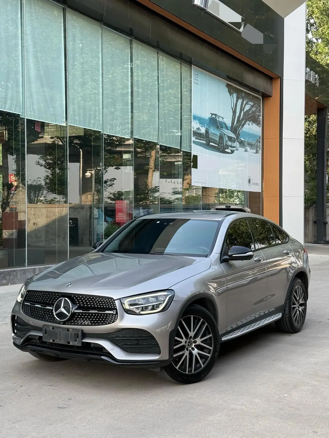 Mercedes Benz GLC Coupe 2020 GLC 300 4MATIC Coupe SUV - View 1