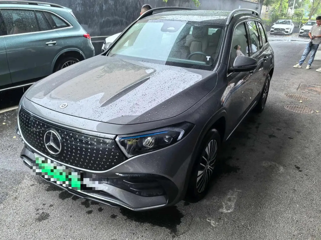 Mercedes Benz 2025 EQB 260 EQB 260 Automatic - View 1