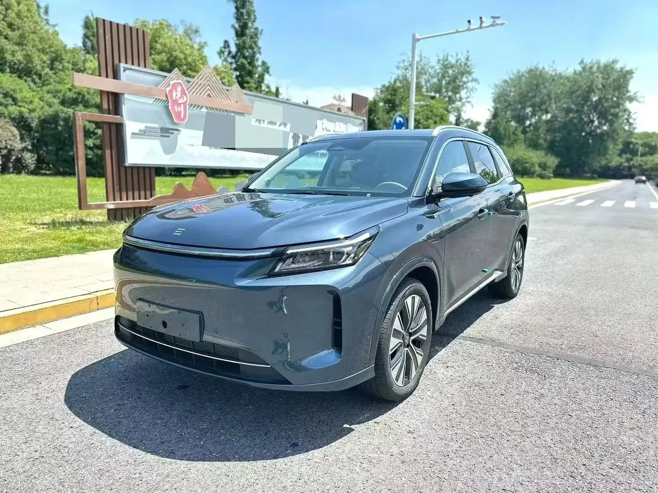 LanDian 2026 LanDian E5 PLUS 1.5 Stepless 230km Long Endurance Ultra5 Automatic Transmission - View 1