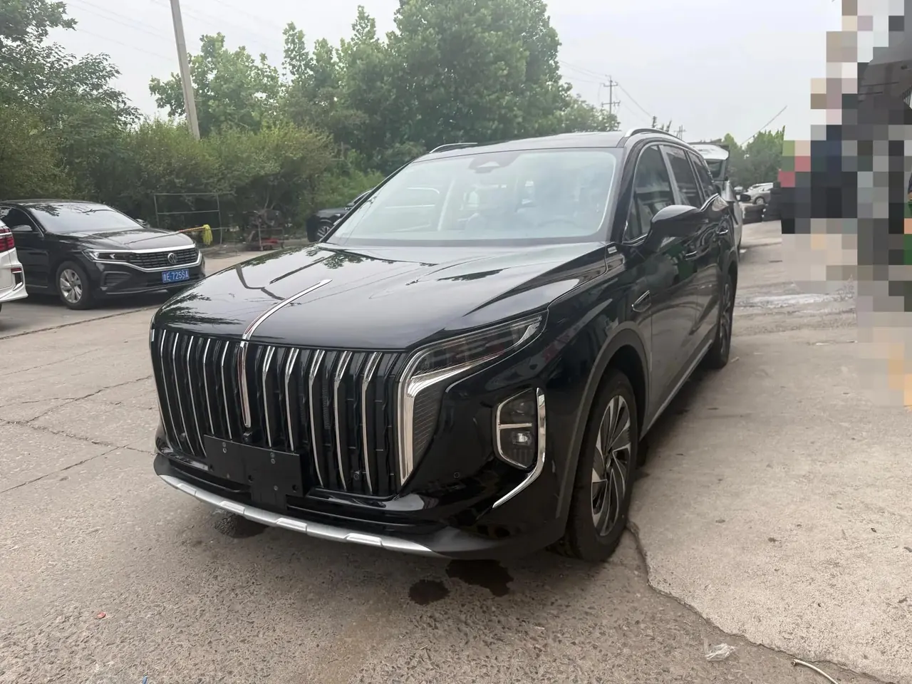 HongQi HS7 PHEV 2024 Basic 7-seat - View 1