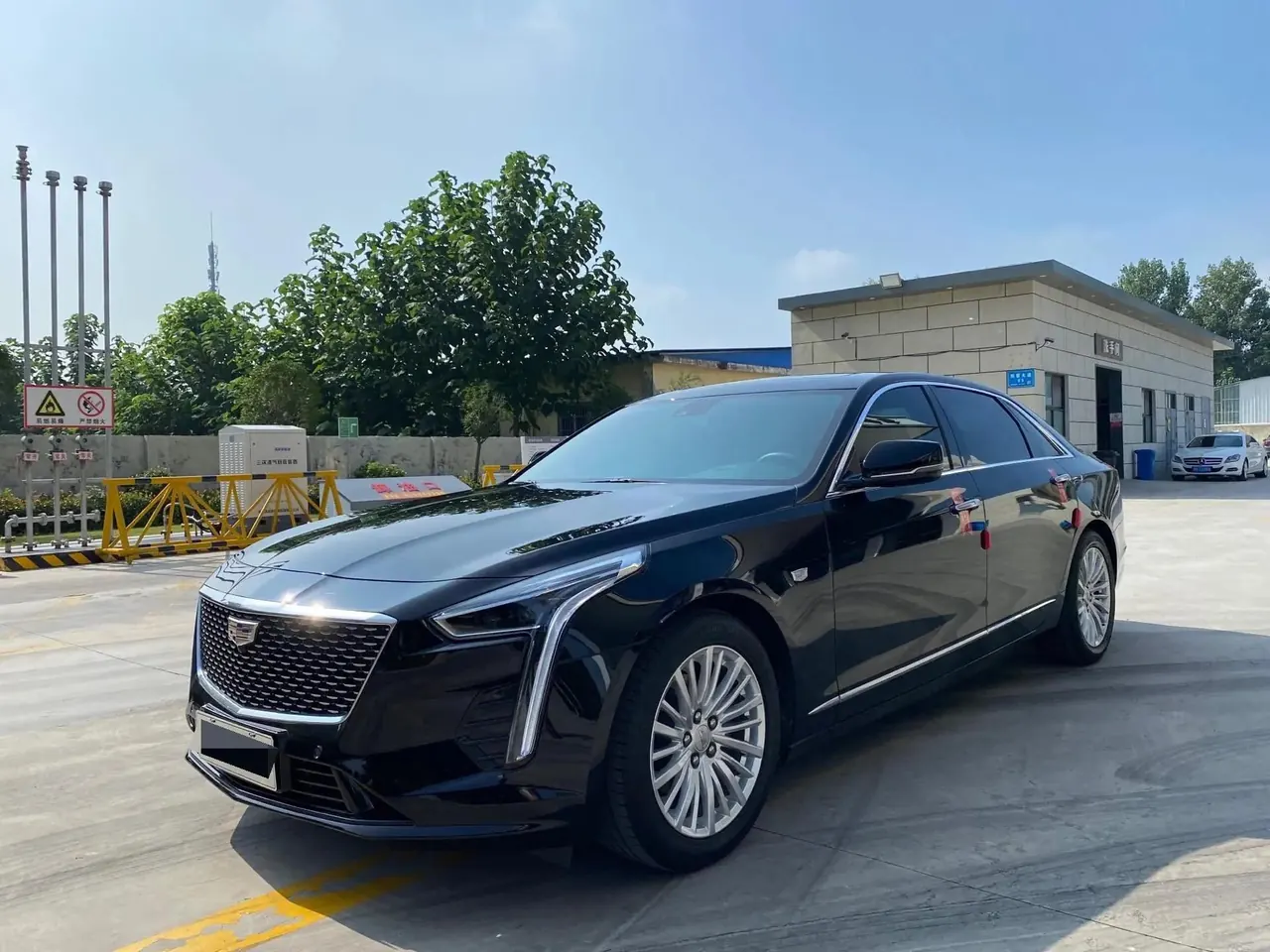 Cadillac CT6 2020 28T Luxury Model - View 1