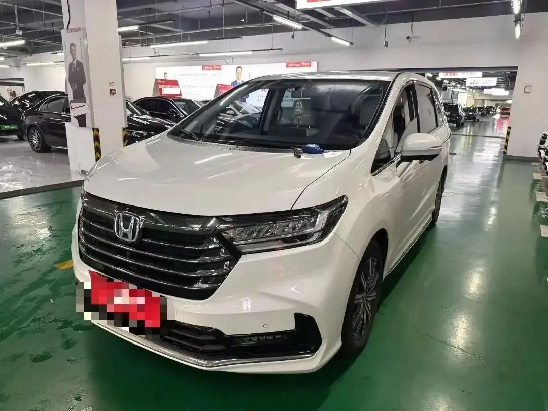 Honda 2024 Odyssey Hybrid 2.0 CVT Elite Enjoyment Edition Automatic - View 1