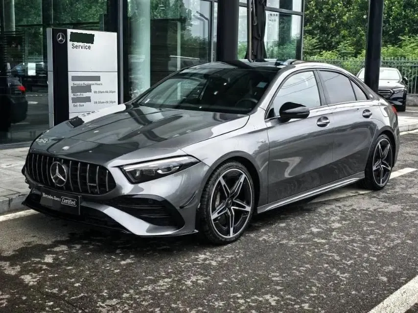 Mercedes Benz Class A AMG 2025 A 35 L AMG 4MATIC 48V 2.0T automatic gear - View 1