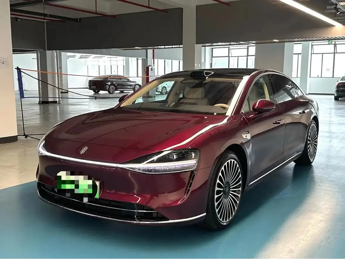 Luxeed 2026 S9 Ultra Rear Drive 53kWh Automatic - View 1