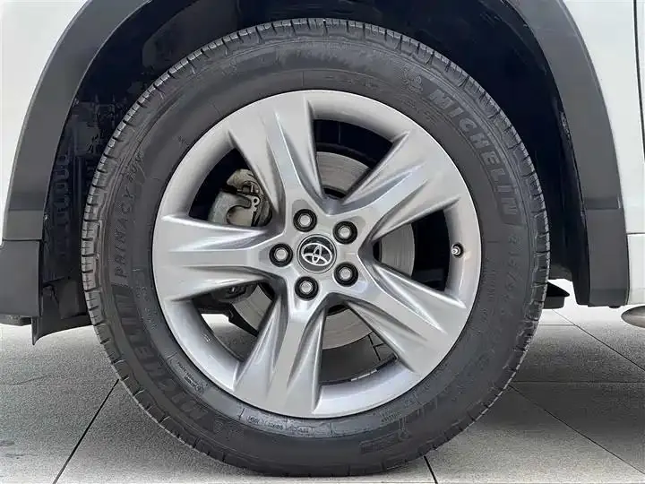 Highlander 2021 2.0T Two-Drive Deluxe Edition 7 12