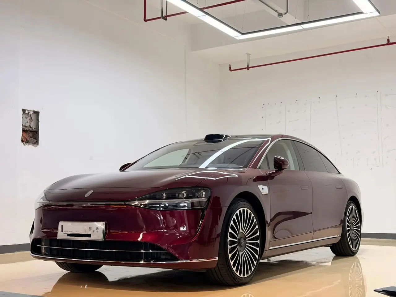 Luxeed 2026 S9 Ultra Rear Drive 53kWh Automatic - View 1
