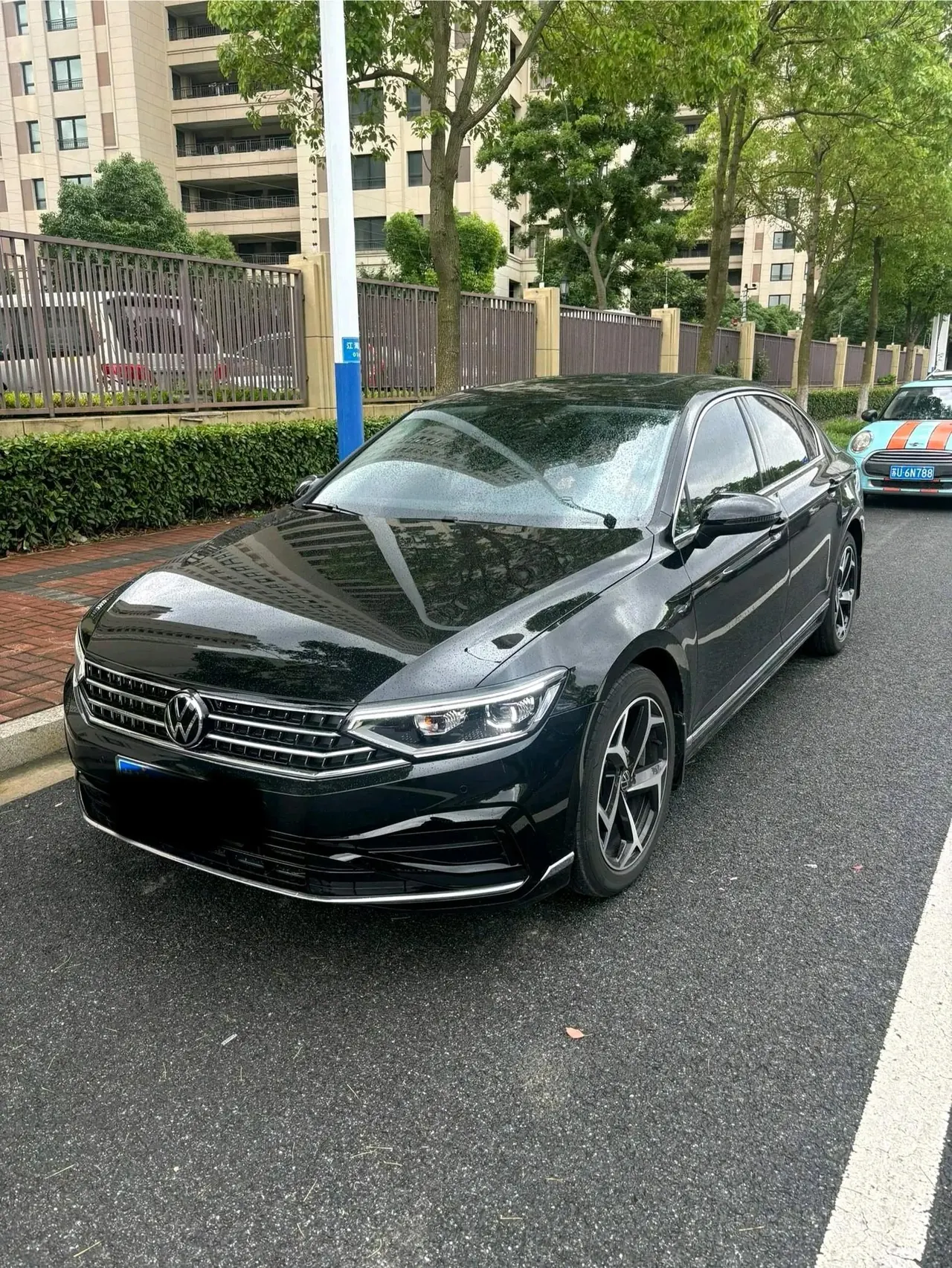 Volkswagen 2026 Magotan 2.0TSI 330TSI 30 million selected elite automatic gear - View 1