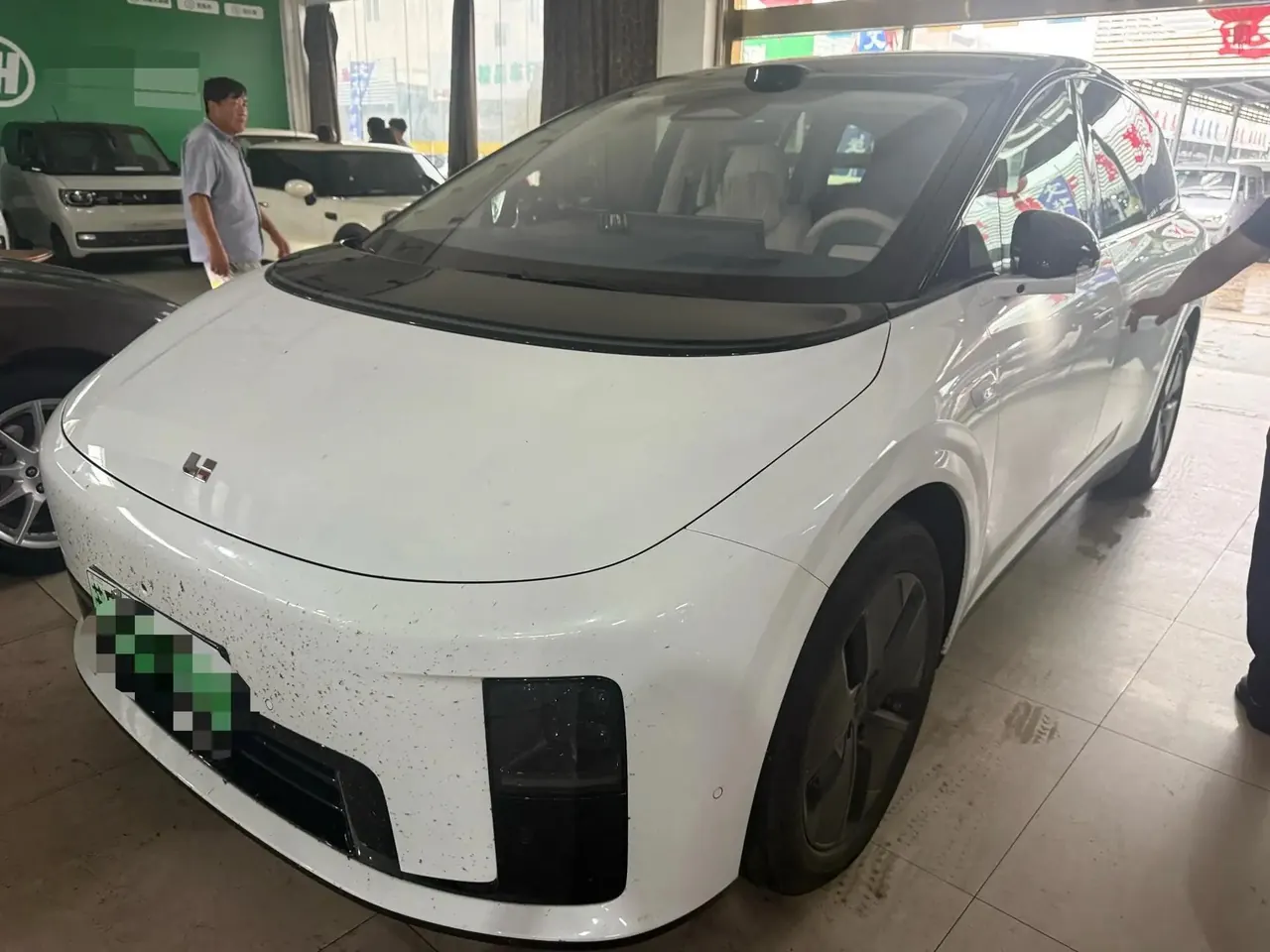 Li 2025 i8 Standard Edition Automatic Gear - View 1