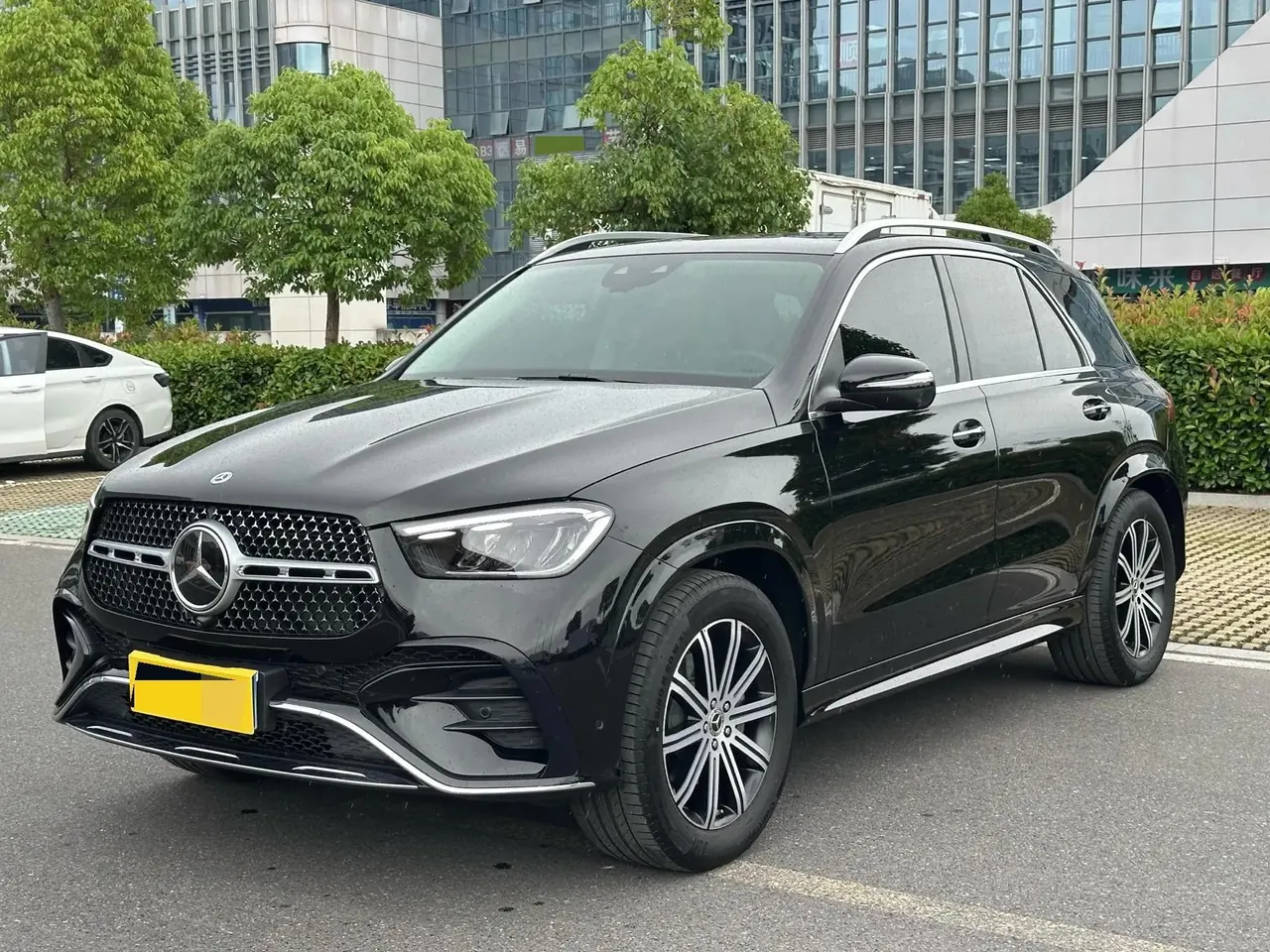 Mercedes Benz GLE (Imported) 2024 GLE 350 4MATIC 48V 2.0T Luxury Automatic - View 1