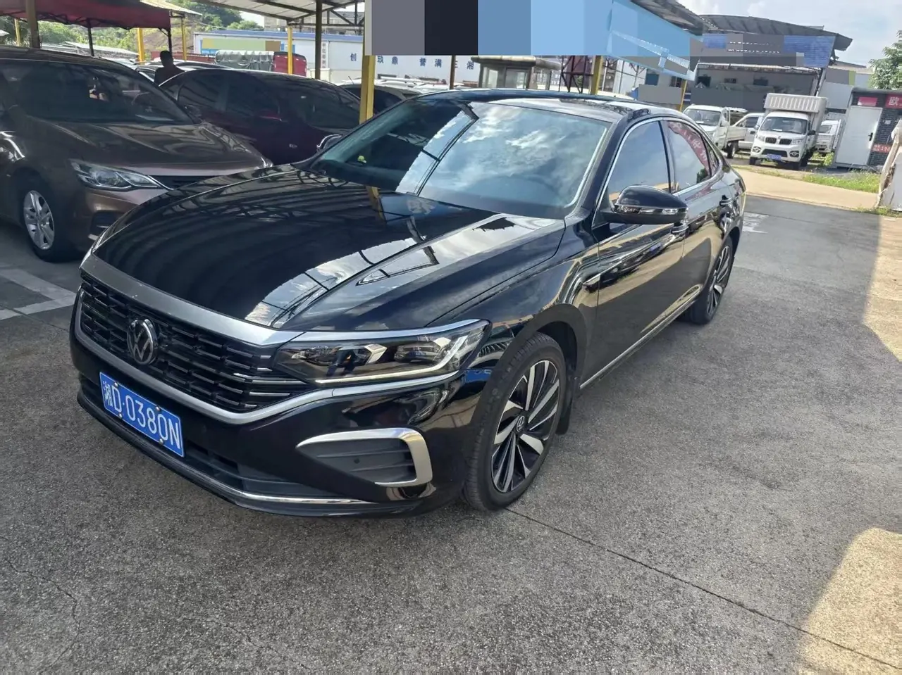 Volkswagen 2024 Passat 2.0TSI 380TSI Elite Edition Automatic - View 1