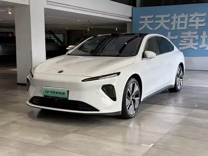 NIO ET7 2024 75kWh Executive Edition - View 1