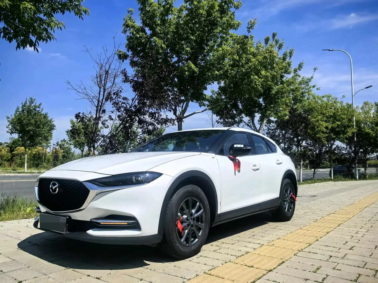 Mazda CX-4 2021 2.0L Automatic Two-Drive Blue Sky Exploration Edition - View 1