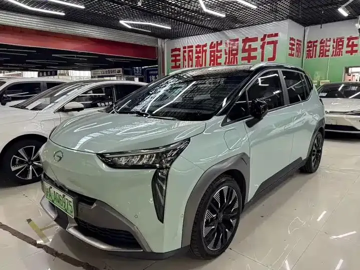AION Y 2022 Plus 80 Smart Driving Edition - View 1