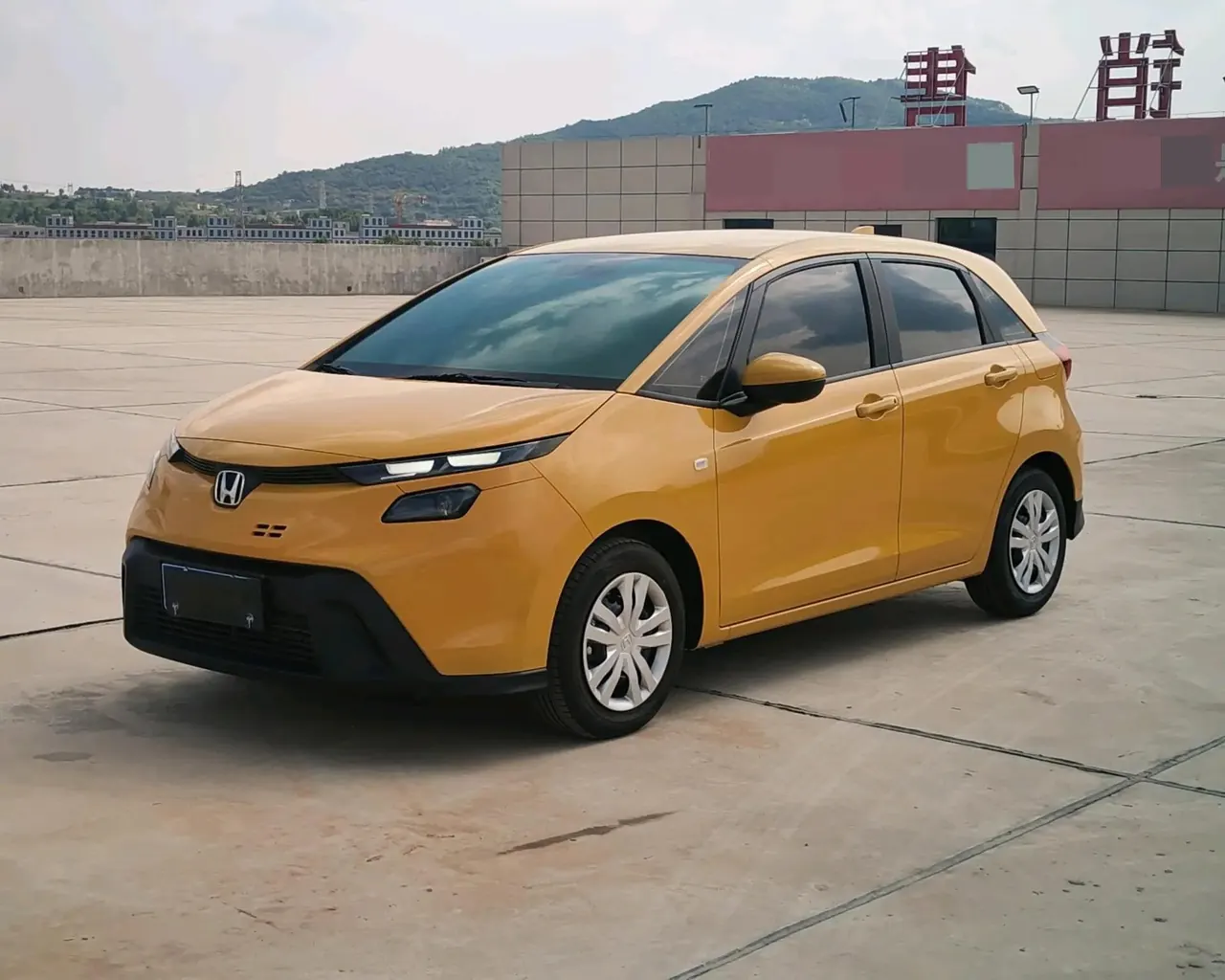 Honda 2026 Fit 1.5 Stepless Rejuvenation New Edition Automatic Gear - View 1