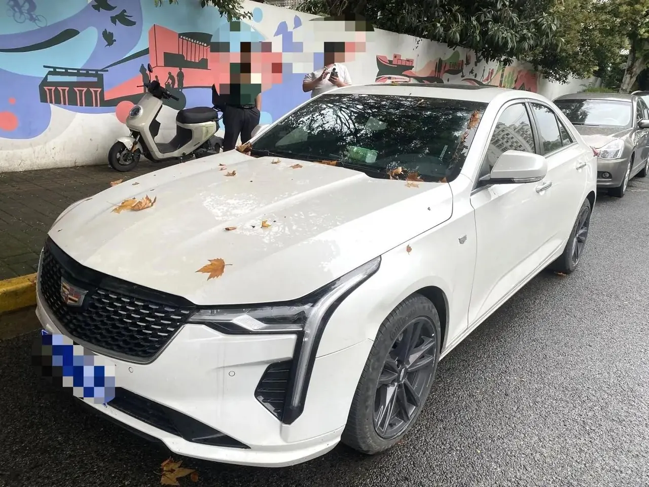 Cadillac CT4 2023 28T Luxury Model - View 1