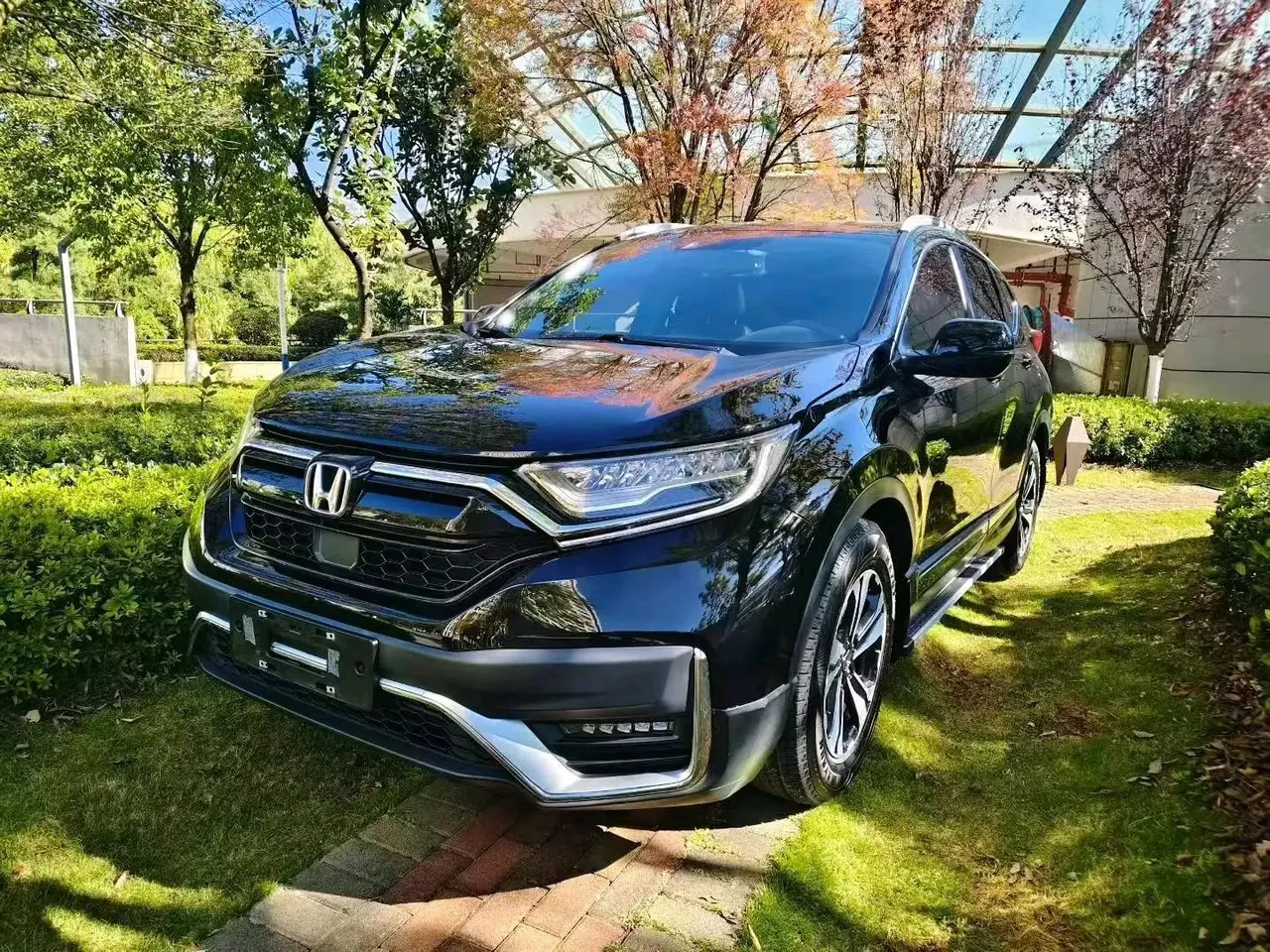 Honda CR-V 2021 240TURBO CVT Two-Drive Fashion Edition - View 1