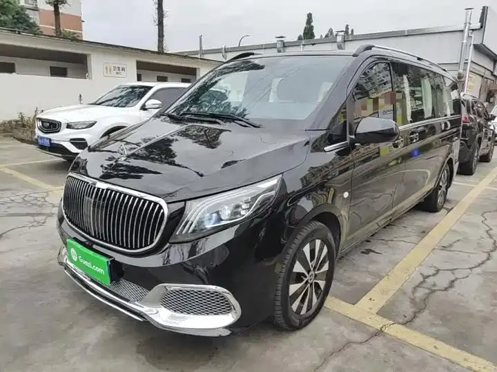 Vito 2023, 2.0T Business Edition, 7-seater - View 1