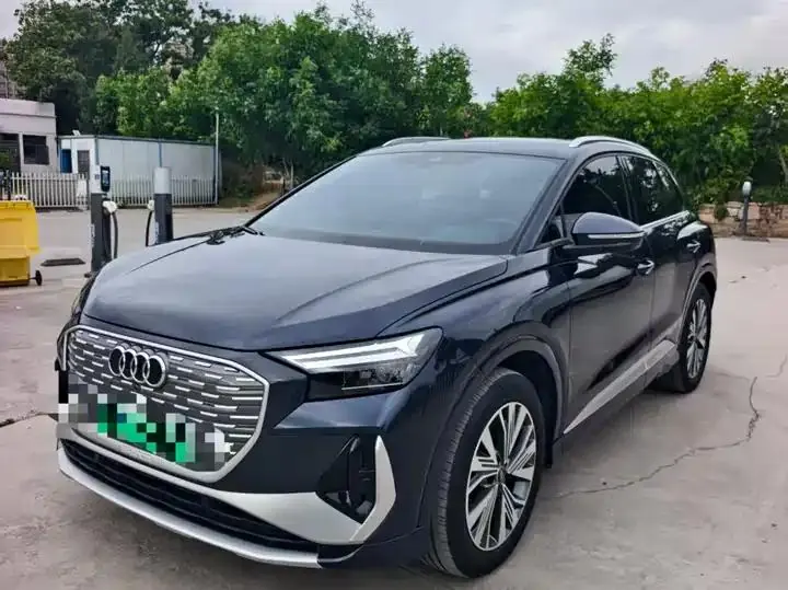 Audi Q4 e-tron 2022 40 e-tron Creation Edition - View 1