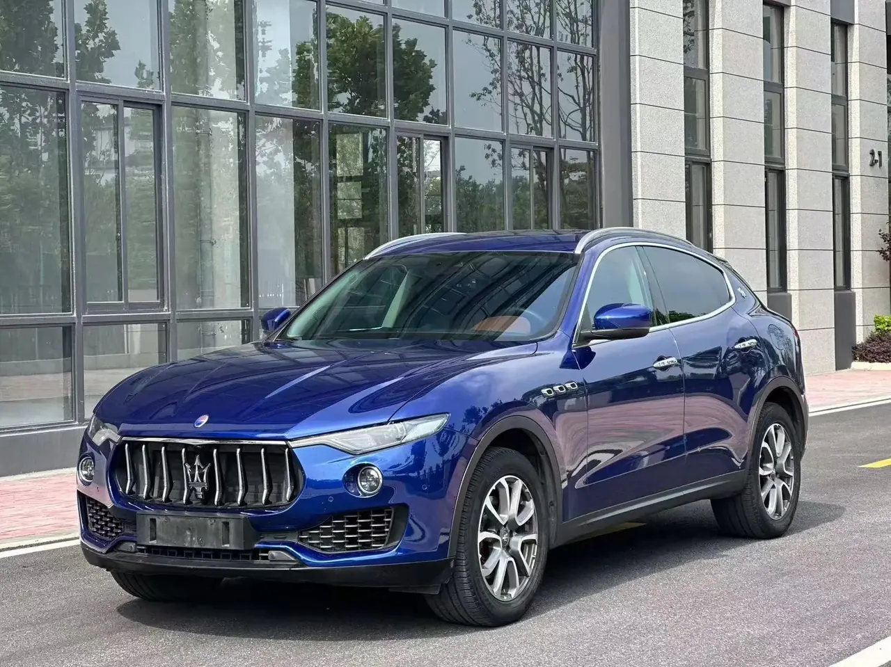 Levante 2022 3.0T Modena - View 1