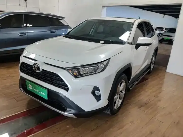 RAV4 Rongfeng 2022 2.0L CVT Two-Drive Fashion Plus Edition - View 1
