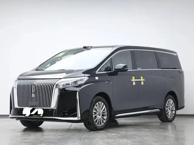 WEY 2025 high mountain 8 Hi4 1.5T four-wheel drive version automatic gear - View 1