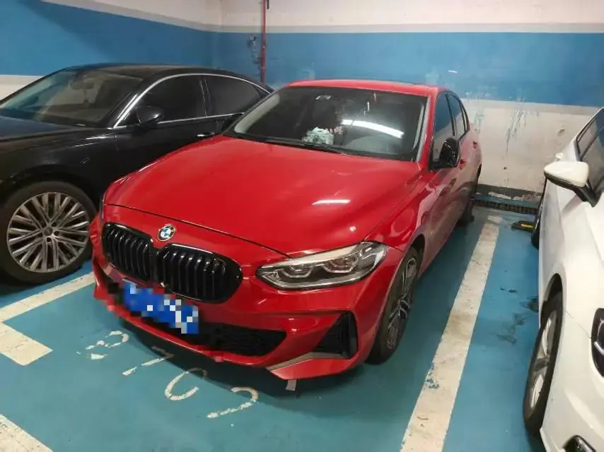BMW 1 Series 2021 125i M Sport Night Edition - View 1