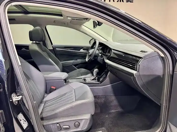 Passat 2025 outstanding 380TSI Longteng Edition 19