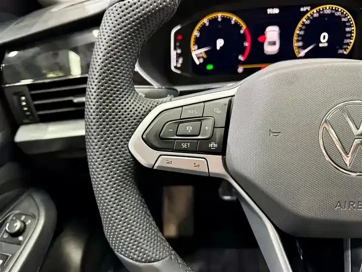 Passat 2025 outstanding 380TSI Longteng Edition 23