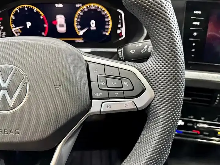 Passat 2025 outstanding 380TSI Longteng Edition 24
