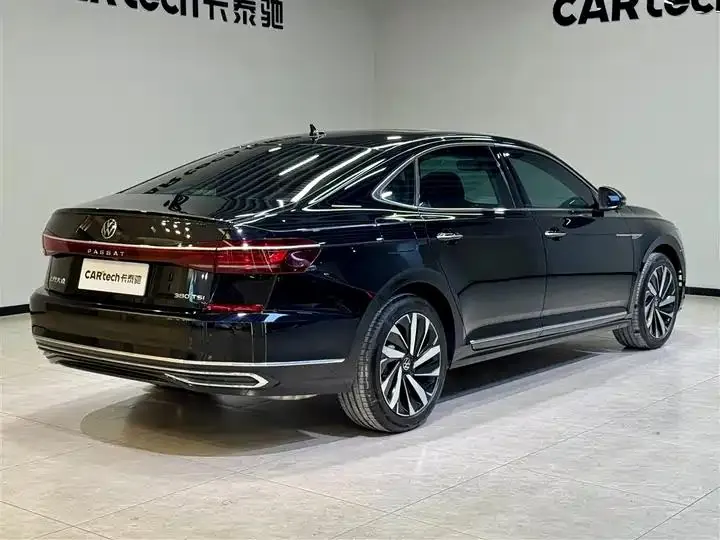 Passat 2025 outstanding 380TSI Longteng Edition 5