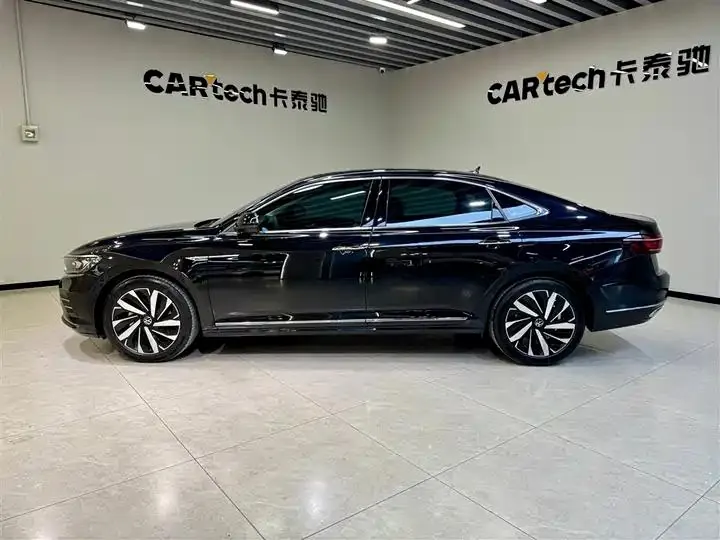 Passat 2025 outstanding 380TSI Longteng Edition 8
