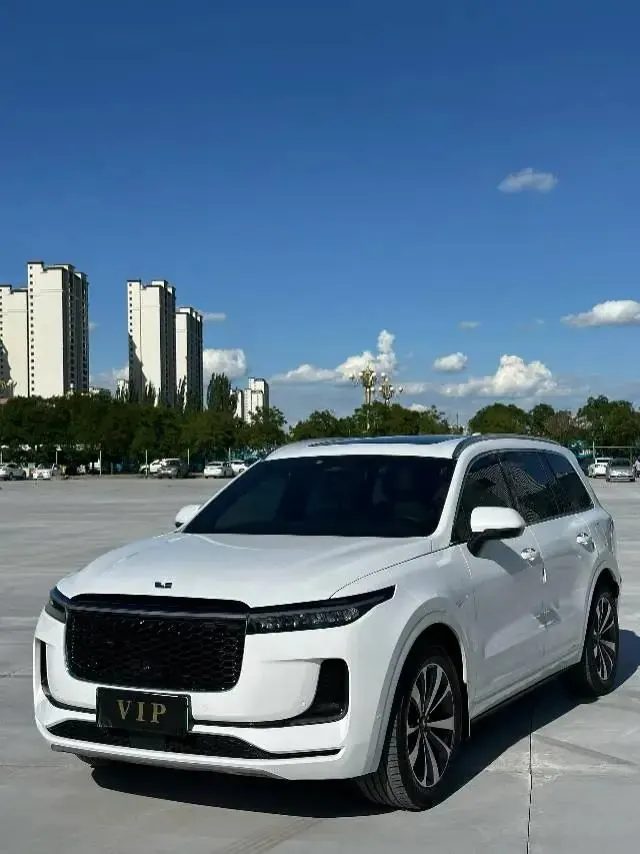 Li ONE 2021 Range-Extended 6-Seater Version - View 1