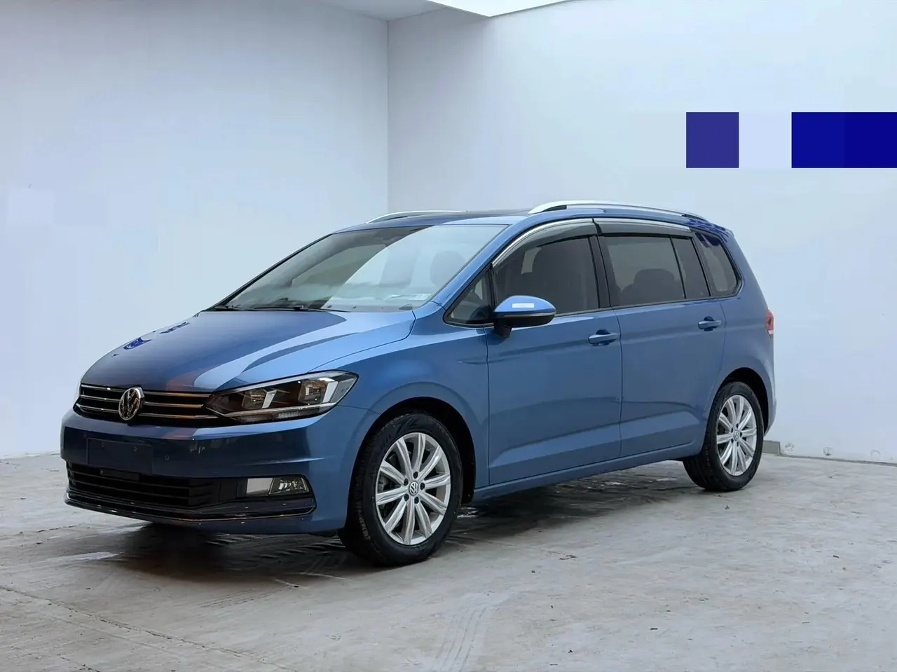 Touran 2021 Touran L 280TSI DSG Comfort Edition 7 - View 1