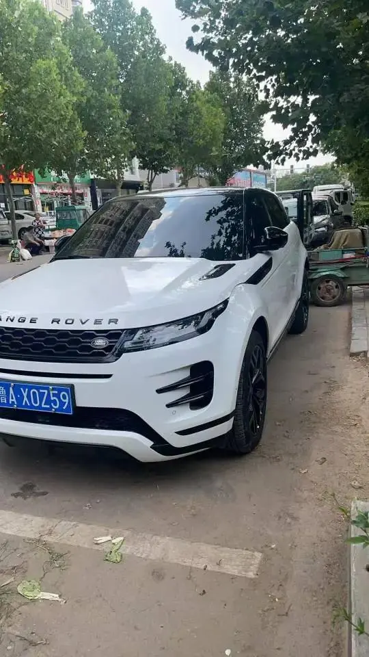 Range Rover Evoque 2020, 249 hp R-DYNAMIC S, Obsidian Black Sport Technology Edition - View 1