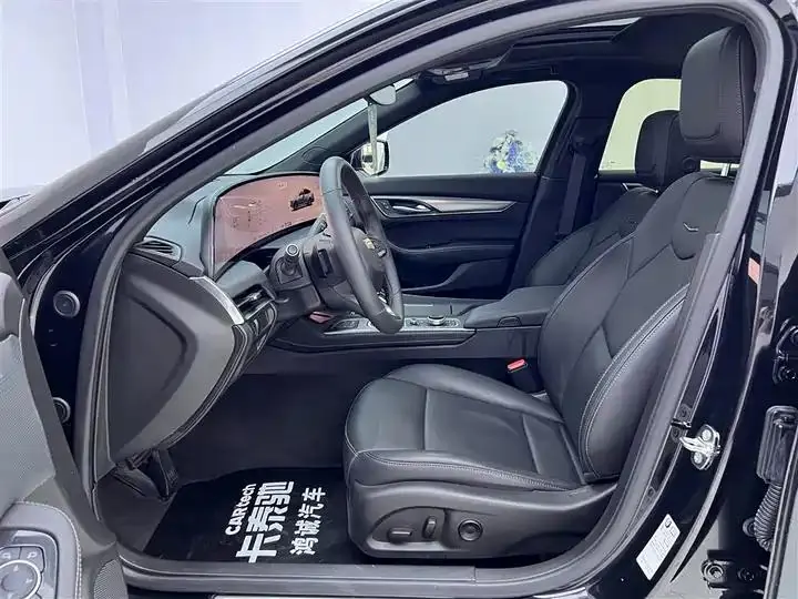 Cadillac CT5 2024 28T Luxury Pro 18
