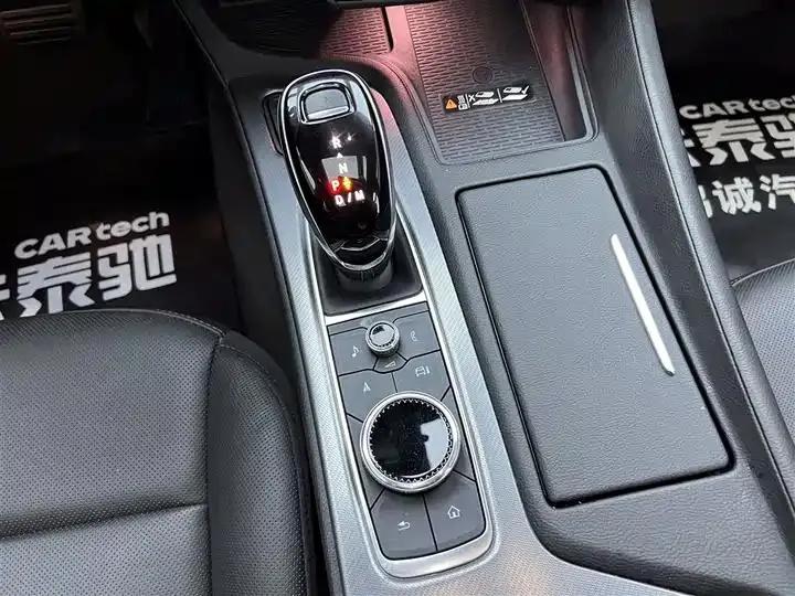 Cadillac CT5 2024 28T Luxury Pro 21