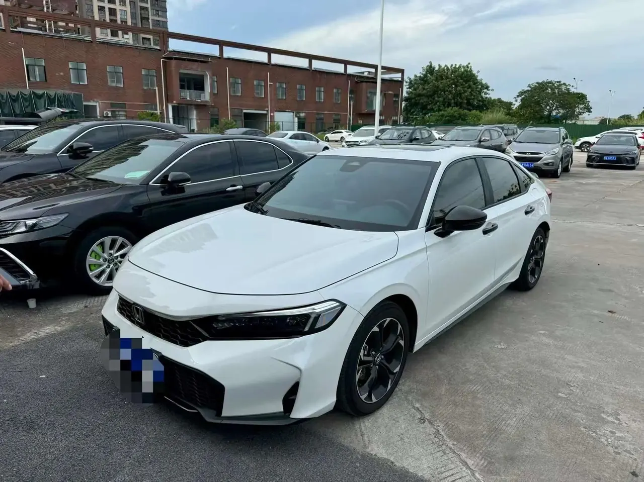 Honda 2025 Civic 1.5T Stepless 240TURBO Zhiqu Pro Automatic Gear - View 1