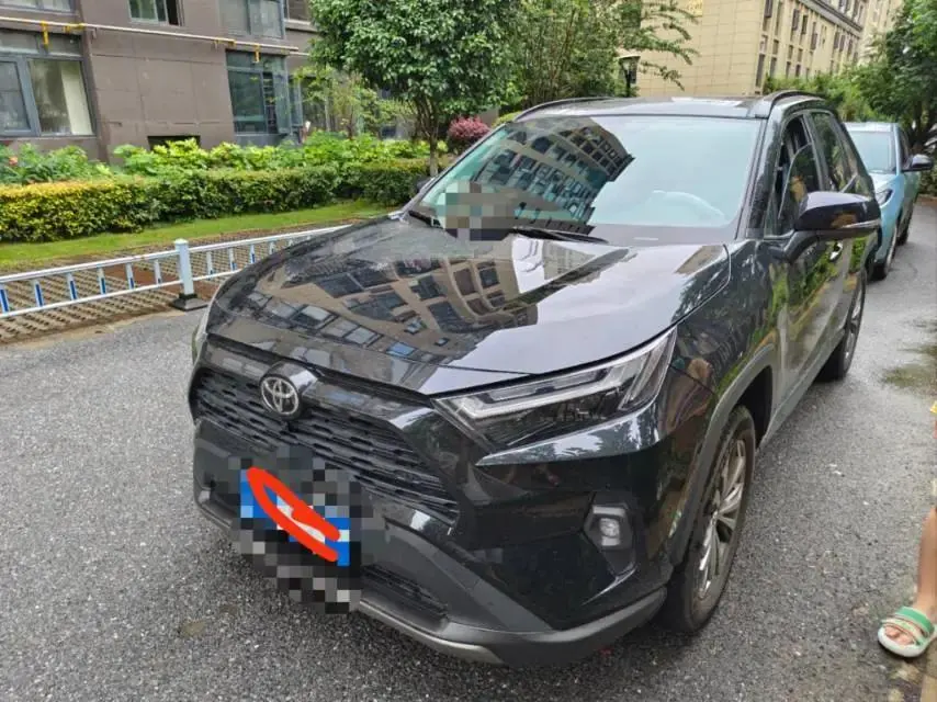 Toyota 2023 RAV4 Rongbo 2.0 Stepless Two-Drive Fashion Plus Edition Automatic Gear - View 1